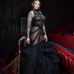 Hony Estrella Instagram - Gracias por tantos mensajes de cariño ❤️ Mi gran logro es hacerlos sentir orgullosos de su Estrella 💥 👗 Diseño | @michellereynosord 💥 Estilismo | @pawlasoto ft @marlonhiraldo 💄 Maquillaje | @elismesa 💇🏼‍♀️ Peinado | @elvirasepulvedahair 📸 Fotografía | @pineboxvs - @Jorge.fsh 👨🏼‍💻CM | @duv.agency