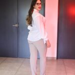 Hony Estrella Instagram - Gracias @paracastore por esta hermosa creación ♥️ tiene cierta formalidad y al mismo tiempo frescura 😎 porque este calor 🔥 no lo aguanta nadie.