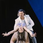Hony Estrella Instagram - ¡Una conexión que trasciende el tiempo! 🌟 Este es el detrás de escena de los ensayos entre @hony_estrella y @itsjoncastillo . 💃🕺 Hony y Jonathan son pareja de baile desde hace años, desde nuestra época en ‘Quién Baila Mejor’, donde nos conocimos. Desde entonces, ellos han compartido una historia como pareja de baile y coach que ha perdurado en el tiempo. ✨ Cuando nos enteramos de que Hony sería la presentadora oficial de los premios más importantes del país, los Premios Soberano, no podíamos contener la emoción. ¡Es más que un sueño verla brillar en este escenario junto a todas las personas que han sido parte de su trayectoria! 🎥💫 Dirección Artística @gecordero #HonyEstrella #JonathanCastillo #NucleoExtremo #PremiosSoberano #DetrásDeCámaras