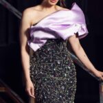 Hony Estrella Instagram - Que viva la moda dominicana 🇩🇴💥 👗 Diseño | @jusefsanchez 💥 Estilismo | @pawlasoto 💄 Maquillaje | @elismesa 💇🏼‍♀️ Peinado | @elvirasepulvedahair 🎥 Video | @duv.agency