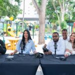 Hony Estrella Instagram - Estoy agradecida de estar en un equipo tan maravilloso @estonoesradioshow somos una familia 🤗