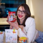 Hony Estrella Instagram – Me encanta esta fibra quemadora 🫶🏻 poder combinarla con ejercicios, dejando de consumir azúcar y tomando agua suficiente durante el día 🤓 pude ir viendo pequeños cambios en mi 💃 puedes consultar en @integralesproeden para adquirir los ricos batidos y las fibras.