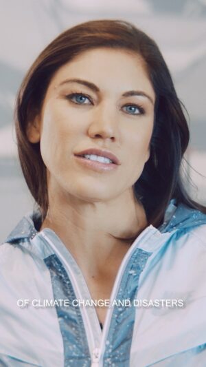 Hope Solo Instagram - It’s time we ALL join the fight for gender equality. Watch this video all the way through to activate a $1 donation. Up to $10,000 will go to @BeyondSport and @LiveNation. 💥 ⁣
⁣
Learn more about the #GlobalGoals: @UNDP⁣
⁣
Sustainable Partners⁣
#TimeforChange⁣
#SDGVideos⁣
⁣
(And much love to the coaches, players and dads at Tudela Futbol Club Los Angeles (@tudelafcla)  for your participation and commitment to gender equality in our beautiful game.)