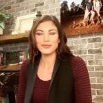 Hope Solo Instagram - Monday is the best day to figure out who the #WeekendWinners were. Catch @jstlouis16 and I on @beinsportsusa tonight at 7PM! We’ll get you all caught up on this past weekend’s action and I’ll answer all the questions I can.