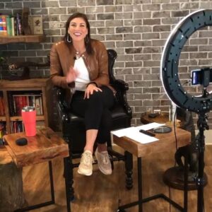 Hope Solo Instagram - Anyone interested in a little look behind the scenes before we record #WeekendWinners?
💡 🎥 🎬 @ 🏡 
Catch the show tonight at 7PM EST only on @beinsportsusa