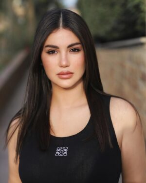 Huda ElEtrreby Instagram - Simple,not basic 

@jomana__photographer