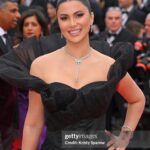 Huda ElEtrreby Instagram - #cannesfilmfestival ,i feel the love tonight 🥰 What an incredible experience !I’ve long dreamed of having a movie there in competition and one day I will make it happen i promise 🤞. I am honored to share that with @abdullahsakkijhajewelry Who designed this incredible piece specially for me 🤍