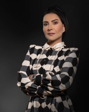 Huda Hussain Instagram - وانتهت حكايتنا #من_شارع_الهرم_الى  @hebahamada  @jamal_sanan  @eaglefilmsprod  #المثنى_صبح 💫✨💫✨💫✨💫✨ كل عام وانتوا بخير