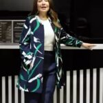Huda Husain Instagram - ♥️ تشكيلة العيد الانيقه في محل بلاك وايت @blackwhite.49