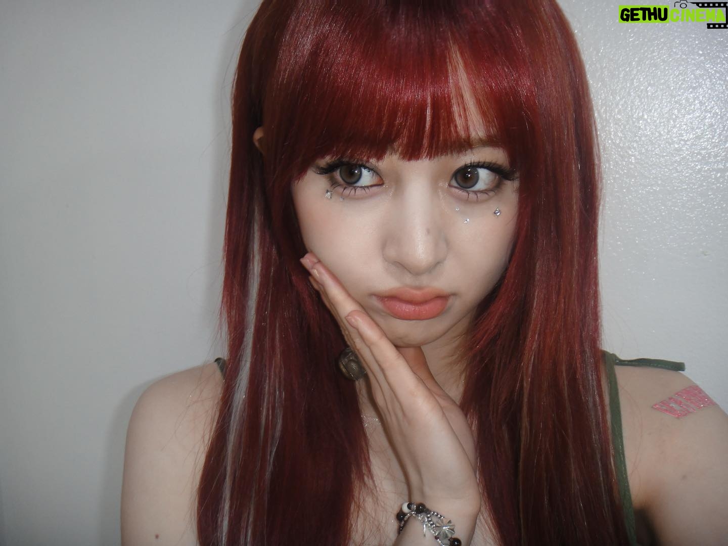 Huh Yun-jin Instagram - 피어나, 덕분에 핌둥이들 3주 동안 너무 행복했어요 ˚ʚ♡ɞ˚