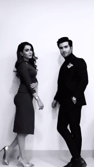 Humaima Malick Instagram - Family ❣️ @ferozekhan