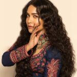 Humaima Malick Instagram - @hussainrehar.official @razajaffriofficial @humzak.makeup