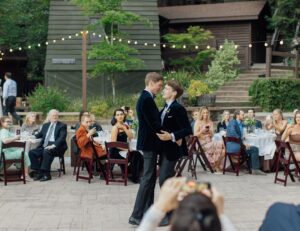 Hunter Doohan Instagram - Trying to sum up your wedding day in an Instagram caption is hard… It was absolutely the best day of our lives! Thank you to everyone who made it so special! ❤️