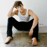 Hunter Doohan Instagram - Moments with @calvinklein #mycalvins #ad Photography: @benprincenyc Grooming: @robscheppy Art Direction: @theonlyseanford Photo Asst: @connor_mmoon Thank you to @jackjunk @stone____studio