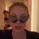 Hunter Schafer Instagram - @vanityfair oscars party with thee birthday girl @dara._