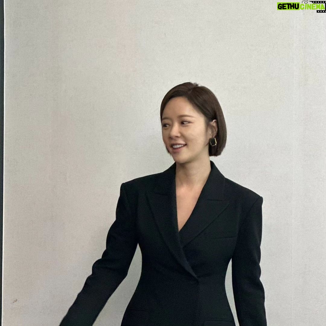 Hwang Jung-eum Instagram - λΌν¬πΉμ€λλ°€10μλ§λμ π©