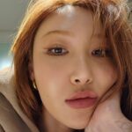 Hwasa Instagram - 씻으러가는길은 정말 멀다