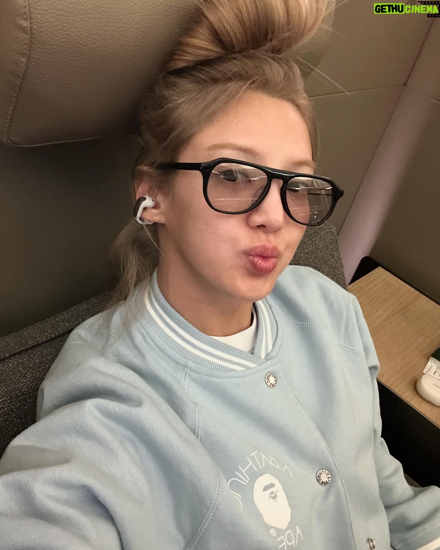 Hyoyeon Instagram - 투어중✈️ . 🍒3/22 LA 🍒3/23 ATLANTIC CITY 🍒3/29 ATLANTA 🍒3/30 AUSTIN 🍒4/5 CHICAGO 🍒4/12 DENVER 🍒4/13 SAN FRANCISCO . #HYO #효연 #GirlsGeneration #소녀시대 #DJHYOTOUR #DJHYOTOUR2024 #DJHYOTOUR2024_CHERRYBLOSSOM