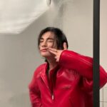 Hyunjin Instagram - ELLE Behind with @cartier @ellekorea