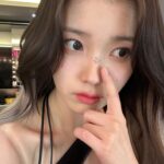IU Instagram - 싱애나 나의 영원한 라이벌♥️ 헐콘 in Singapore 🫶