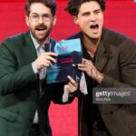 Ian Hecox Instagram - I can’t believe we won the Streamy Award for Thiccest Ass 🤩. Thank you Streamy Awards! Suit @viggotailoring Shirt @tedbaker Shoes @scarosso Stylist @rhondaspiesstylist