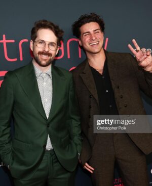 Ian Hecox Instagram - I can’t believe we won the Streamy Award for Thiccest Ass 🤩. Thank you Streamy Awards!

Suit @viggotailoring
Shirt @tedbaker
Shoes @scarosso
Stylist @rhondaspiesstylist