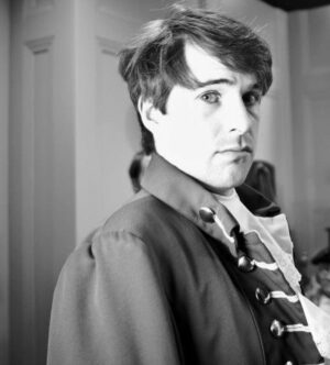 Ian Hecox Instagram - To celebrate the launch of Flashback with Smosh, here’s some old BTS photos from the Assassins Creed 3 Rap!

Photos by @_ryan_todd_