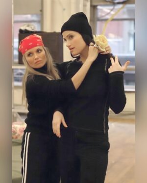 Idina Menzel Instagram - @wicked_musical #Broadway rehearsals, Summer 2003. Worked our asses off. Had the best time doing it. #WICKED20 #OGG #OriginalGreenGirl