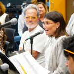 Idina Menzel Instagram - Two weeks ago we did our first read-through of REDWOOD at the Playhouse and to say it was thrilling was an understatement! With each rehearsal, we get more and more excited to share this cinematic, new musical with you when First Looks (previews) and performances start in February🌲 REDWOOD is largely sold out but small batches of tickets are released intermittently as they are made available. Keep checking back with the link in our bio! #RedwoodLJP #musical #musicaltheatre #newmusical #redwoodmusical #theatre #rehearsal #idinamenzel