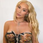 Iggy Azalea Instagram - ✌️