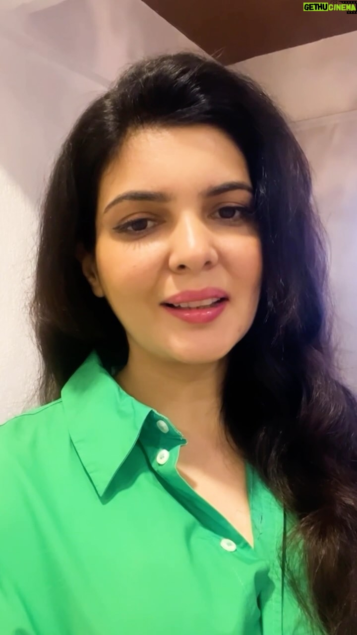 Ihana Dhillon Instagram - #jepaisaboldahunda coming on 1st May @rr.records.official 😊 @hardeepgrewalofficial @irajdhaliwal @sukhwinderrajbuttar @dhurijaggi @mintukapa_90 @parteekvadhera @manpreetbrar_official @malkeetrauni #ihanadhillonmovies