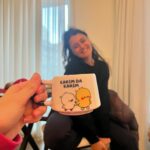 Ilayda Akdoğan Instagram - benim canim serram hayatta senin kadar cok sevdigim o kadar az insan var ki. her arkami dondugumde orda oldugun, tum hayallerimi bana inanarak dinledigin, gercekligin, kendin olusun, enerjin ve seni sen yapan her seyle benim ayaklarimi daha saglam yere basmama yardimci oldugun icin tesekkur ederim♥️ sen bir insanin hayal edebileceginden bile daha iyi bir dostsun. 24 saatimi birlikte gecirebilecegim askim. iyisiyle, kotusuyle daha nicelerine. yan yana dileklerimizi gerceklestirecegimiz yillar var onumuzde. iyi ki dogdun, iyi ki hayatimdasin🩷