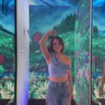 Ilean Almaguer Instagram – Cuando el baño de un lugar está increíble… pues giramos 🤪✨💕

#fun #fyp #me