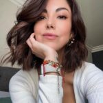 Ilean Almaguer Instagram - Curly hair day 🤪✨ Aprovechando el pelo y la luz. #sunday #whynot #fyp