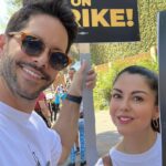 Ilean Almaguer Instagram - We are on strike!! 💪🏼✨ #picketing #sagaftra #sagaftrastrong Luchando por lo que merecemos!