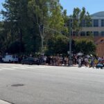 Ilean Almaguer Instagram - We are on strike!! 💪🏼✨ #picketing #sagaftra #sagaftrastrong Luchando por lo que merecemos!