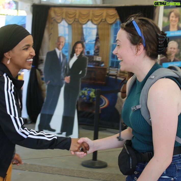 Ilhan Omar Instagram - Beautiful last day at the fair. I have traditionally gone to the fair the first and last day and it’s been great. It’s not the just the great food and the rides that make our fair wonderful, it’s the amazing people ❤️