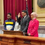 Ilhan Omar Instagram - Happy new year and new(ish) Minneapolis City Council 🥳 I was so excited to see friends and family at city hall this morning as we all gathered to celebrate our council members getting sworn in. I felt honored to join @aishaforward10 and @jamalosmanmn in their swearing in ceremony and super delighted to participate in my new city council member’s ceremony as well, my family and I can’t wait to be represented by the incredible @cashmanforward7. Congratulations everyone, looking forward to jointly and productively working with you all as we serve our shared constituents ❤️