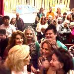 Iliana Calabró Instagram - Noche inolvidable junto a @mirthalegrand y la Coca en @perdida.mente.ok en #mardelplata ❤️❤️❤️❤️ muchas muchas gracias por venir querida Mirtha! Sabés lo que significás para nuestra familia y lo mucho que te quiero y respeto. Para mí es una felicidad enorme que hayas podido verme en esta obra que amo tanto. Gracias @josemariamuscari y @tomas.rottemberg y Carlitos @multiteatro por esta gran oportunidad y gracias compañeras por compartir esta alegría y ser las mejores @leonorbenedetto_ok @anitapicchiook @emilimazeroficial @mirtawons6 @marialauraespinola y @marielaasensio tb autora. Gracias querido público siempre acompañando 💖 #mardelplata #perdidamente #muscari #teatro #comedia #mirthalegrand #iliana #ilianacalabro @agenciaab
