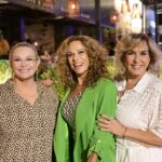 Iliana Calabró Instagram - Un lujo para mí haber tenido de espectadoras a estas reinas de la comedia y de la vida @geobarbarossa y @barbieri_carmen 🤩💖 Gracias por haber venido a @infovivituexperiencia en el @teatromeloscarlospaz y gracias por compartir tan linda cena con amigos queridos! Que se repita! Las adoro! Un honor para mí recibir sus felicitaciones y su cariño ❤️ Y ustedes…, qué mensaje le dejan a estas diosas? GRACIAS!