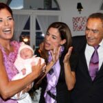 Iliana Calabró Instagram - A esta familia no le pudo haber tocado mejor PAPÁ . Gracias por tanto AM❤️R . Siempre acompañándonos y para siempre alegrando nuestros 💖