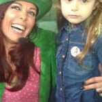Iliana Calabró Instagram - Gracias Mia por llegar con tu luz a iluminar nuestra familia. Felices primeros quince y a seguir compartiendo momentos felices!!! Te amo sobrina y ahijada Mia GRACIAS ❤️