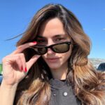 Iliana Papageorgiou Instagram - Πως πάω στη δουλειά VS πως είμαι μετά το Glam (μακιγιάζ, μαλλιά, στυλίστα κτλ) 🙃