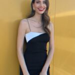 Iliana Papageorgiou Instagram - The sun is out 🙃☀️💛