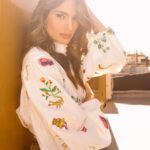Iliana Papageorgiou Instagram - ☀️🌈⚡️😍💫🪻✨