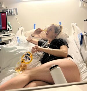 Iliza Shlesinger Instagram - Postpartum done right. I didn’t stop eating from the moment I had him until we left the hospital. ➡️ swipe to the end to see the @haveacornchips I accidentally dropped into his bassinet as I stood over him power eating and staring at my sweet little boy. It got wedged between the plastic and the mattress 🤷‍♀️ Hope he likes salty corn milk! 🧂 🌽 🥛
💦 the @yeti I just realized was there but YETI deserves a shoutout because the good ice they gave me at the hospital stayed AS ICE even after I got home. Best part is I’ve had it for years and it doesn’t give me lead poisoning. Bring it to your next delivery!