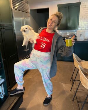 Iliza Shlesinger Instagram - Last birthday ➡️ this birthday
I love each birthday for what it is! And this one… is very big. 🦧