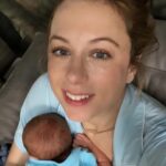 Iliza Shlesinger Instagram - the littlest man with the biggest dinner. Ethan is 3 weeks old! 👴🏼