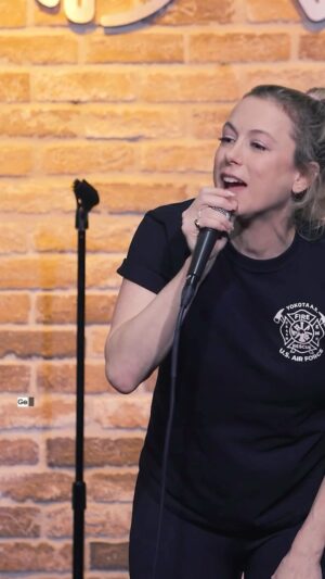 Iliza Shlesinger Instagram - It’s simple world history. Men discovered Pumpkin Spice Lattes first. But women made them cool.