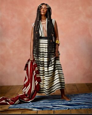Iman Instagram - #FBF 2019 @essence 

Photography @itayshaphoto 
Makeup @reneegarnes 
Hair @vernonfrancois 

#IMANarchive